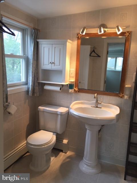 58 Home Road Hatboro, PA 19040 - Photo 31 of 50 The master bath is also large and beautiful