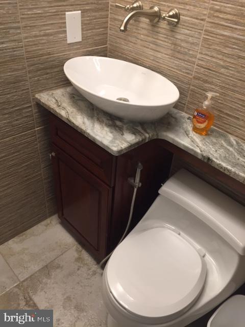 58 Home Road Hatboro, PA 19040 - Photo 35 of 50 Luxury finishes and a "bidet" toilet .