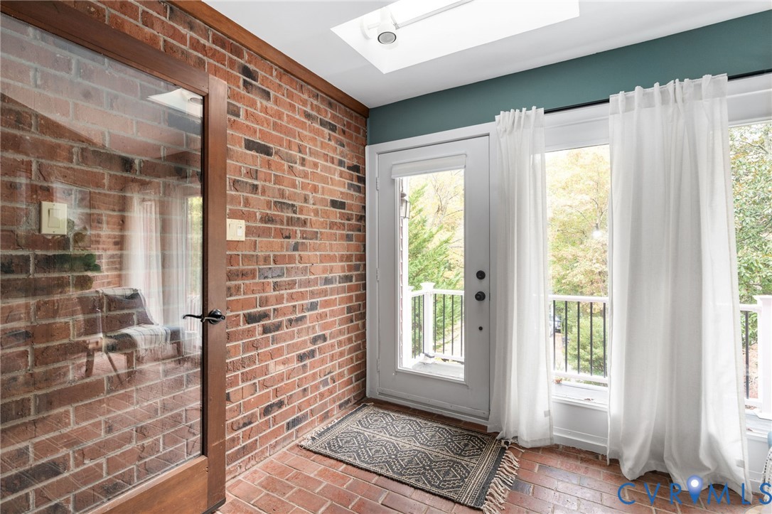 10324 Natural Bridge Road Chesterfield, VA 23236 - Photo 3 of 31