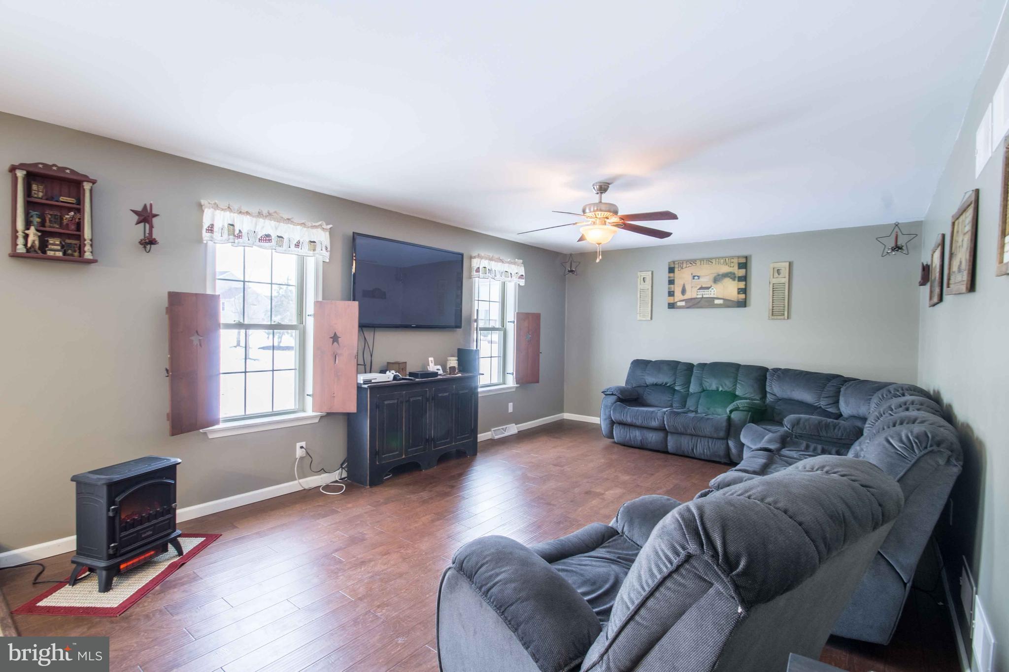 134 Twin Creeks Drive Jonestown, PA 17038 - Photo 4 of 35