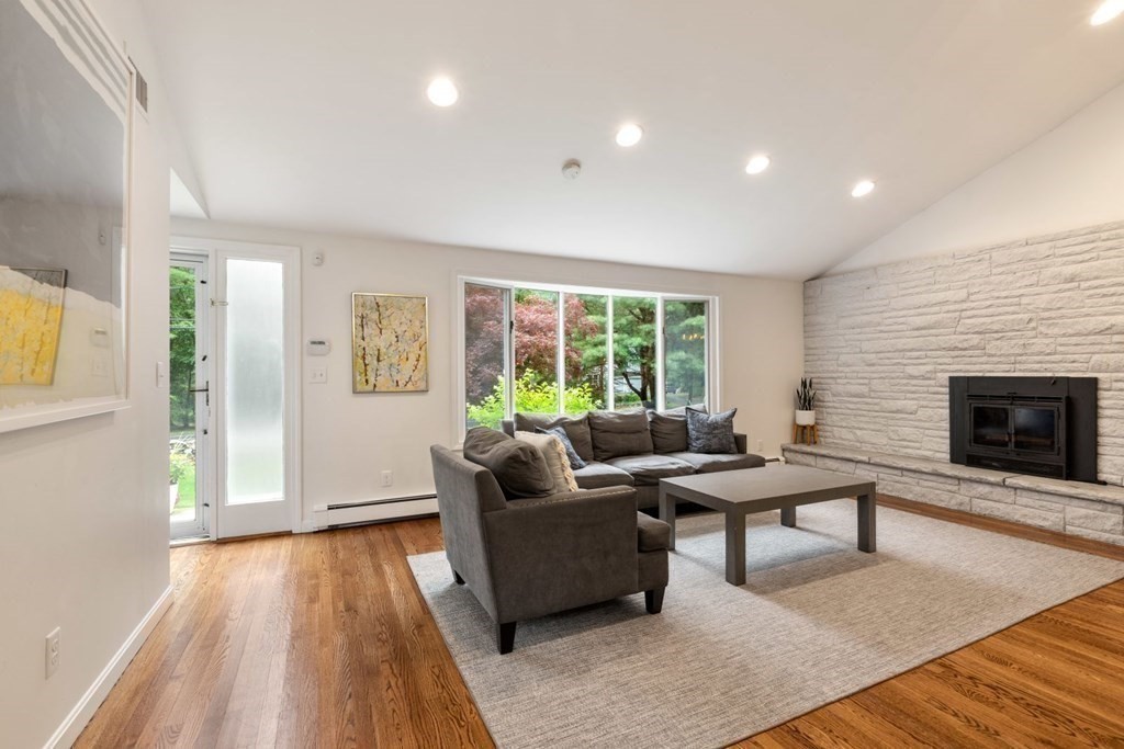 39 Rice Road Wayland, MA 01778 - Photo 11 of 29 Gallery Image 11