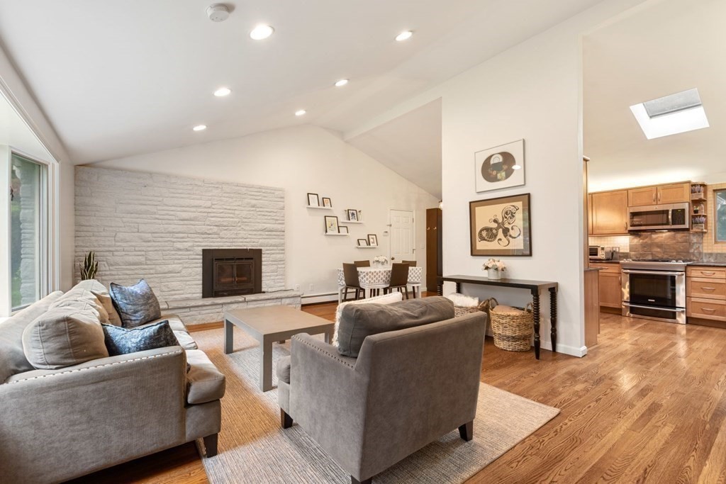 39 Rice Road Wayland, MA 01778 - Photo 10 of 29 Gallery Image 10
