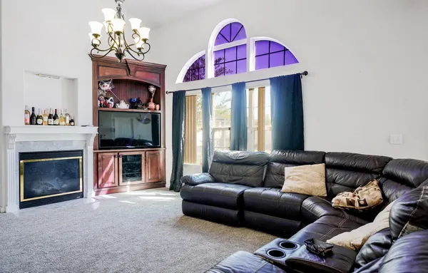 $1,150,000 | 19360 Maple Street, Laton, CA 93242