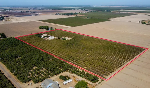 $1,150,000 | 19360 Maple Street, Laton, CA 93242