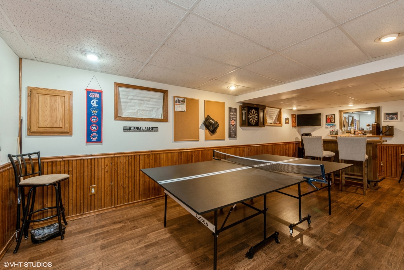267 Foxmoor Road Fox River Grove, IL 60021 - Photo 18 of 22 a living room with stainless steel furniture pool table and chairs