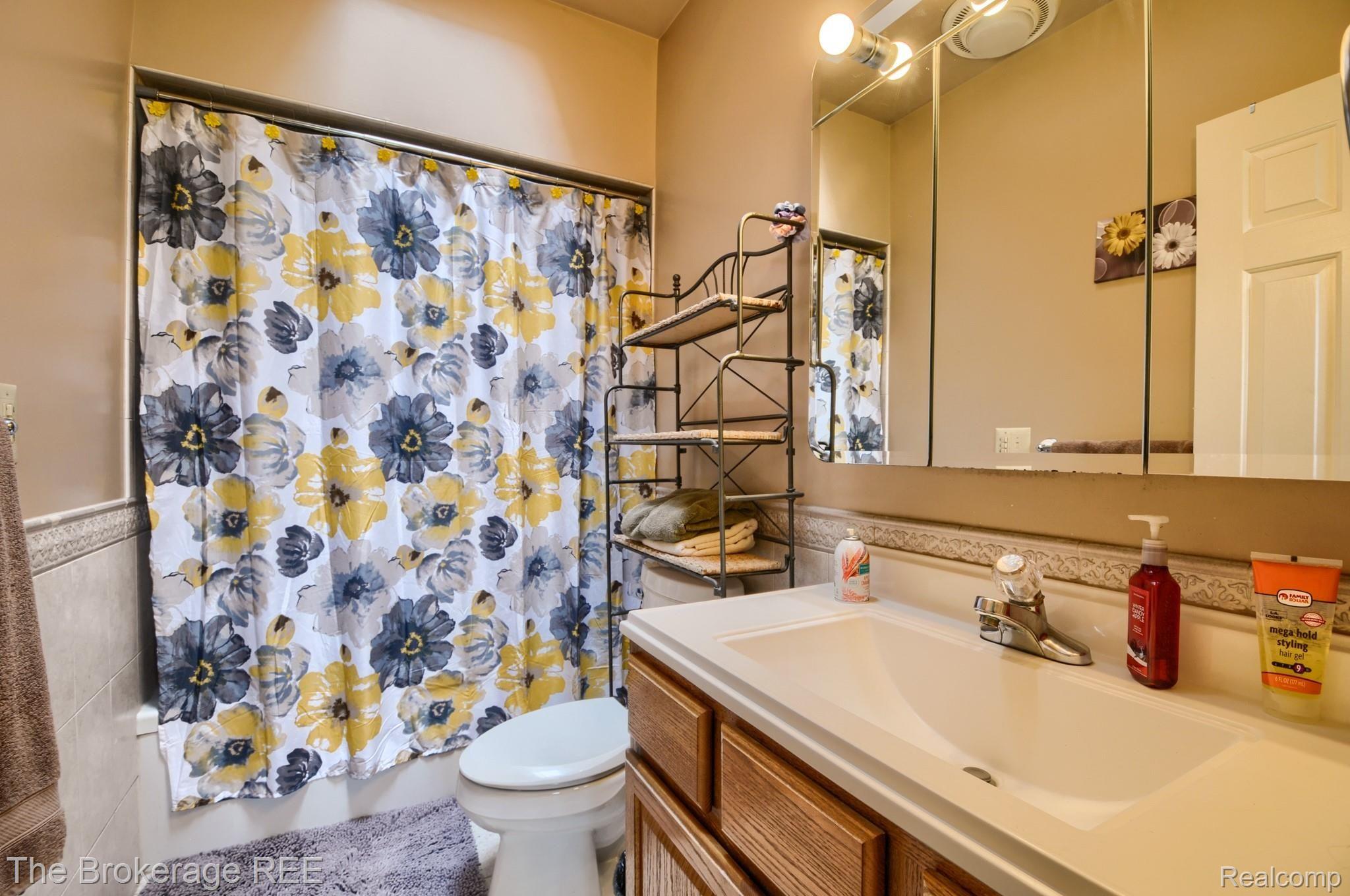 3180 South Irish Road Davison, MI 48423 - Photo 26 of 37 SD3_9520-HDR(5).jpg
