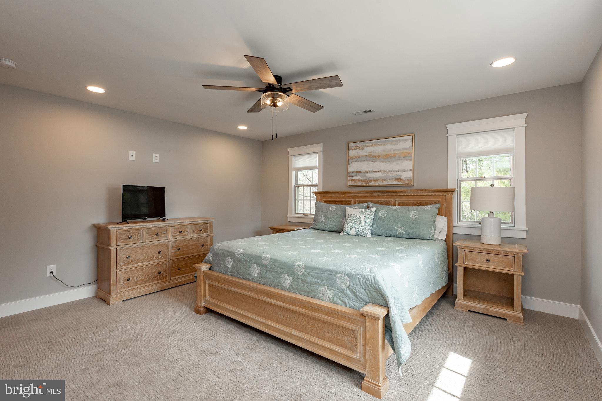 1674 Paradise Point Road Oakland, MD 21550 - Photo 32 of 53 Gallery Image 32