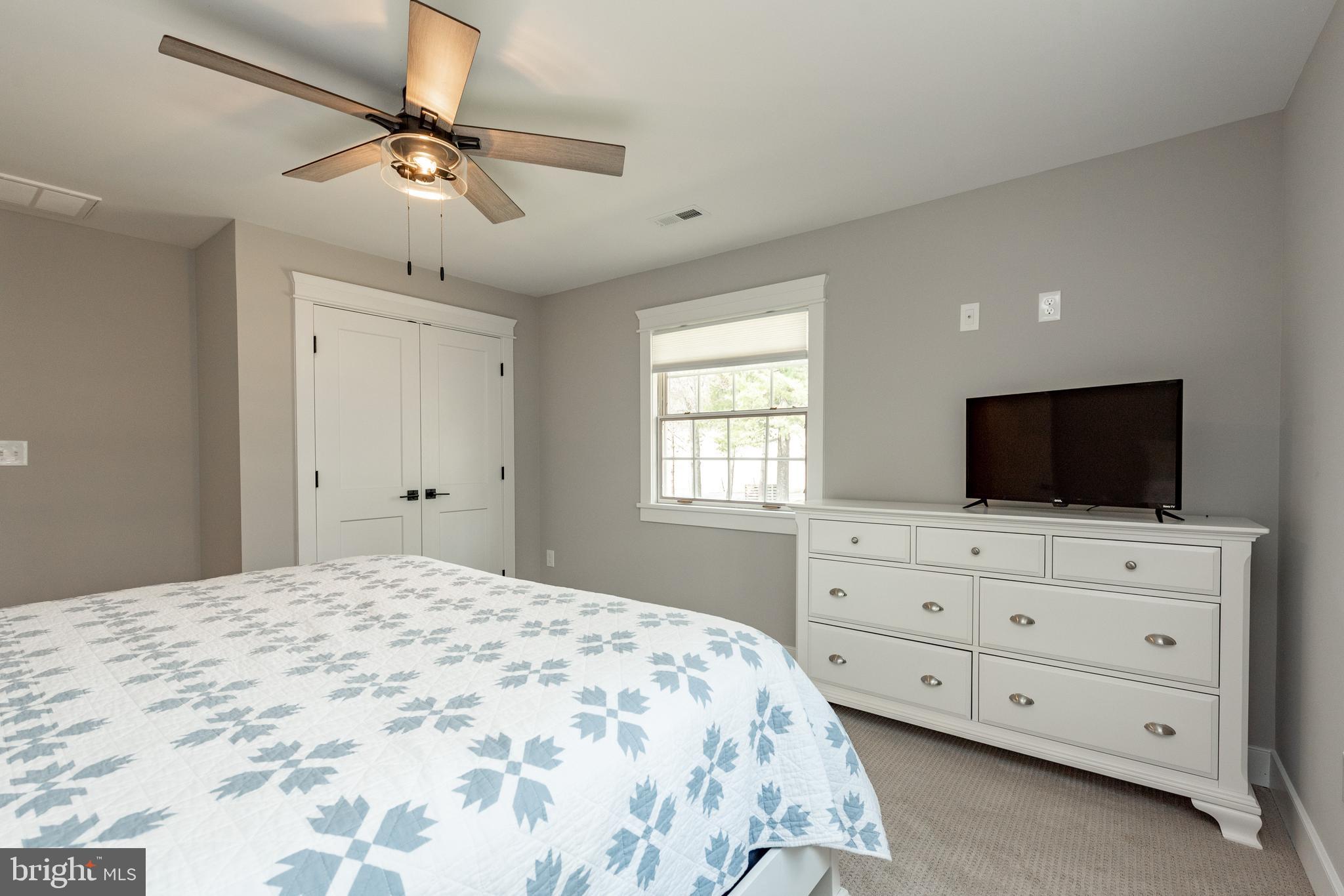 1674 Paradise Point Road Oakland, MD 21550 - Photo 38 of 53 Gallery Image 38
