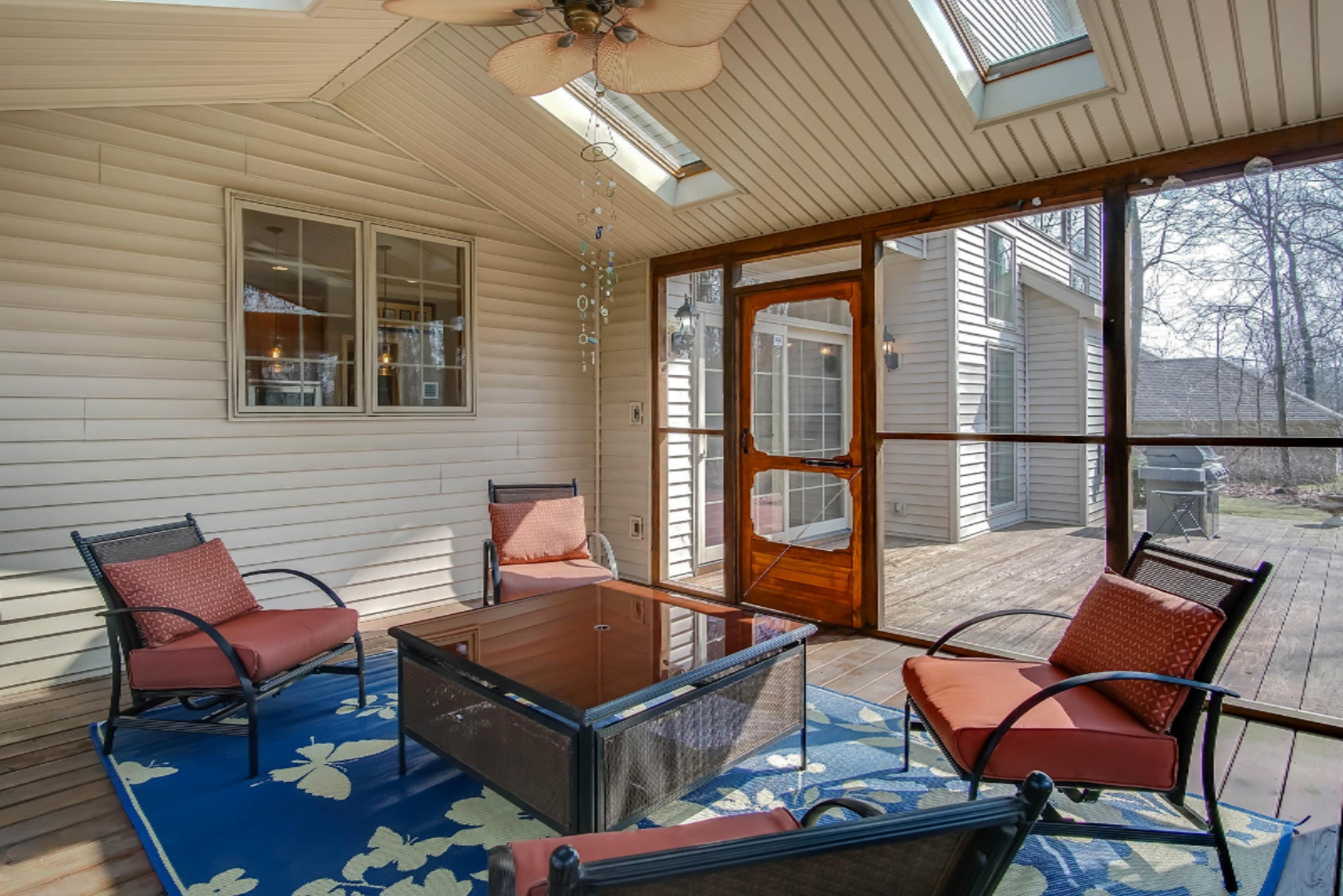 33071 Old Post Road Niles, MI 49120 - Photo 17 of 54 Inside Screen Porch