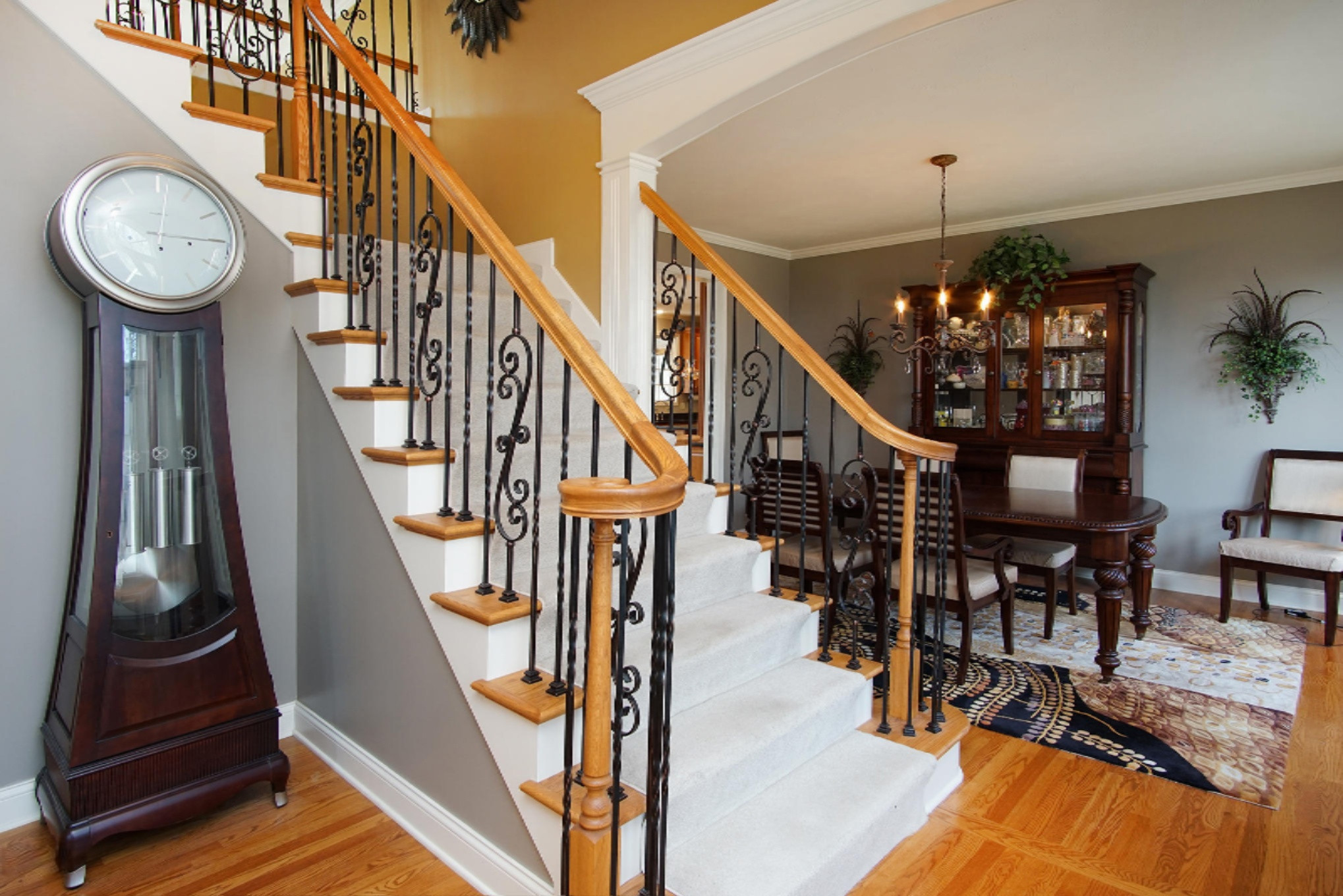33071 Old Post Road Niles, MI 49120 - Photo 8 of 54 Foyer