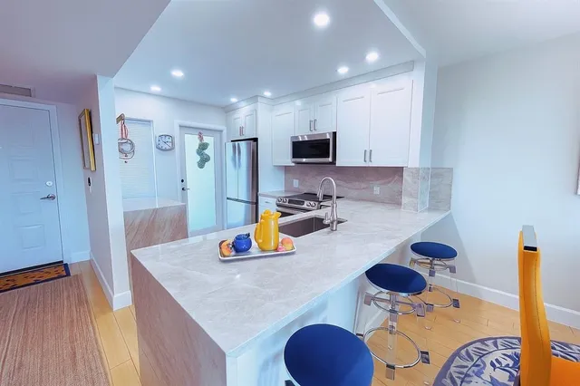 $275,000 | 3000 North Palm Aire Drive, Unit 404, Pompano Beach, FL 33069