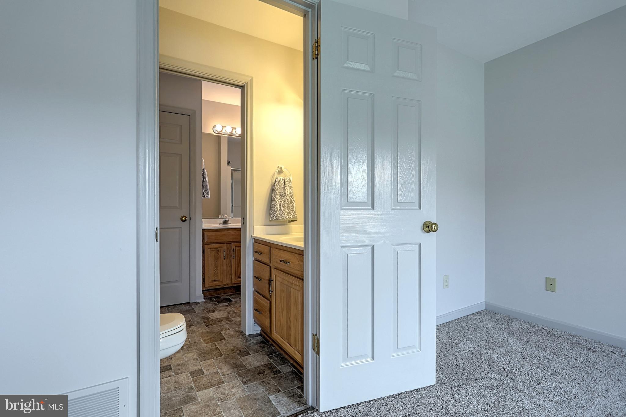 3553 Cimmeron Road York, PA 17402 - Photo 32 of 48 Gallery Image 32