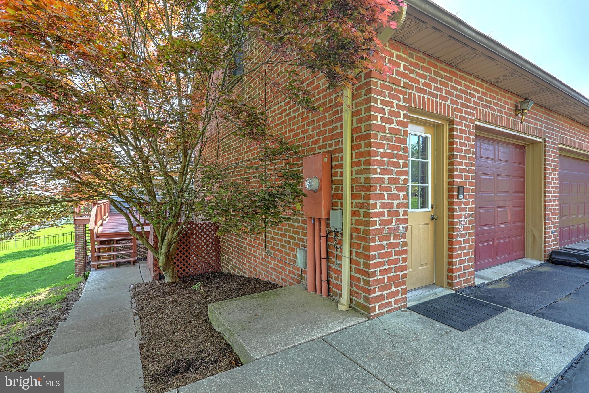 3553 Cimmeron Road York, PA 17402 - Photo 5 of 48 Gallery Image 5