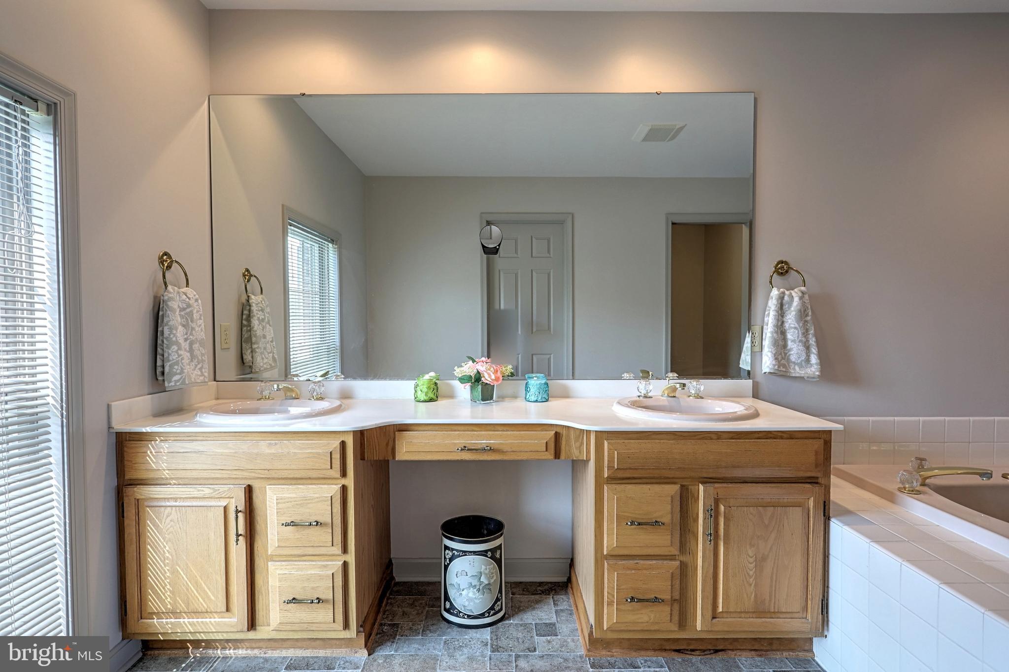 3553 Cimmeron Road York, PA 17402 - Photo 41 of 48 Gallery Image 41