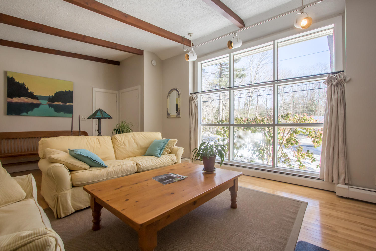 419 Mitchell Road Cape Elizabeth, ME 04107 - Photo 11 of 29 419 living area looking away from fp