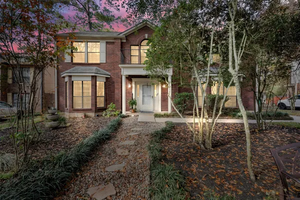 $525,000 | 23 Eagle Rock Place, The Woodlands, TX 77381