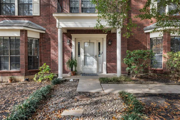 $525,000 | 23 Eagle Rock Place, The Woodlands, TX 77381
