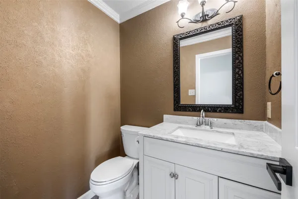 $525,000 | 23 Eagle Rock Place, The Woodlands, TX 77381
