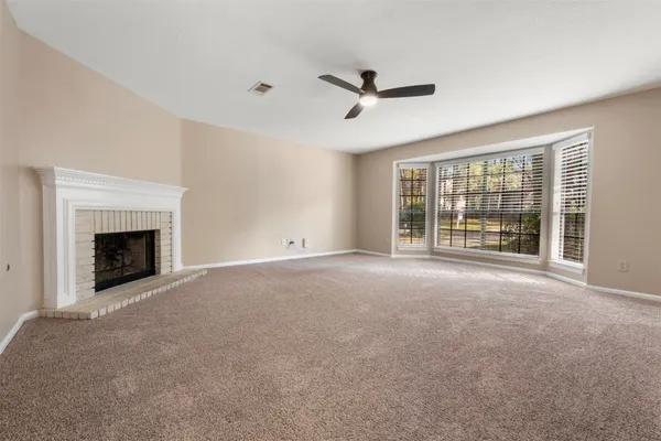 $525,000 | 23 Eagle Rock Place, The Woodlands, TX 77381