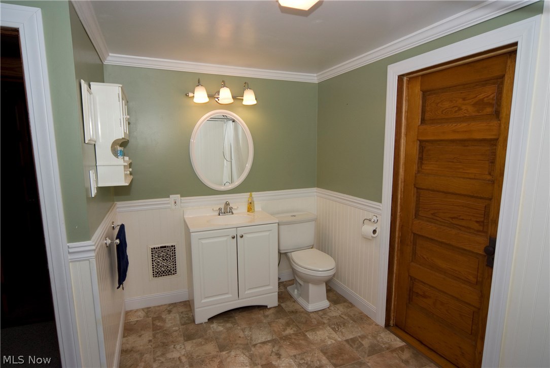 4896 North Ridge Road Perry, OH 44081 - Photo 32 of 35