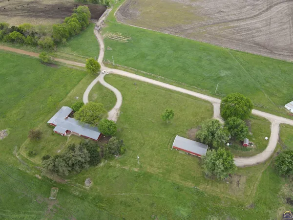 $330,000 | 15358 294th Street, Netawaka, KS 66516