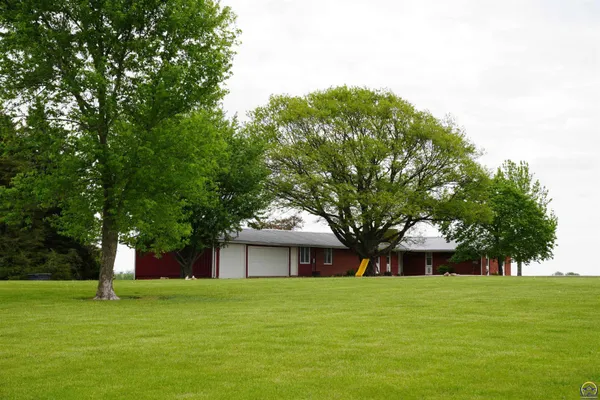 $330,000 | 15358 294th Street, Netawaka, KS 66516