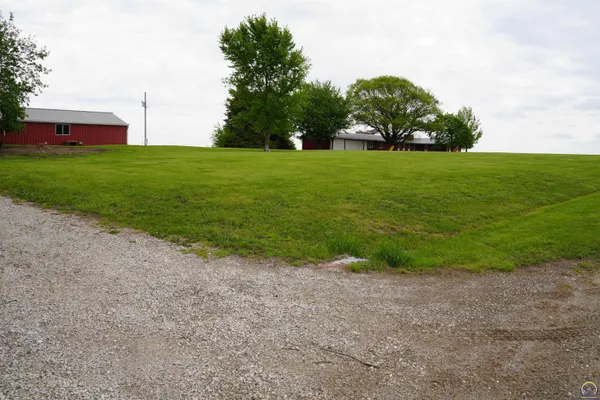 $330,000 | 15358 294th Street, Netawaka, KS 66516