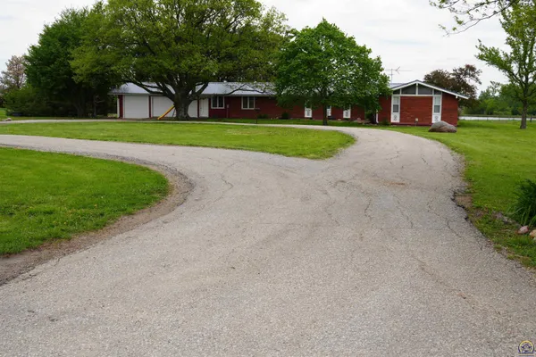 $330,000 | 15358 294th Street, Netawaka, KS 66516