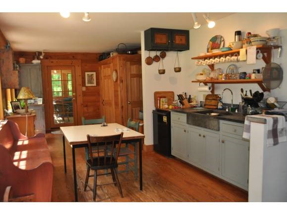 9 Iby Road Hanover, NH 03755 - Photo 3 of 9