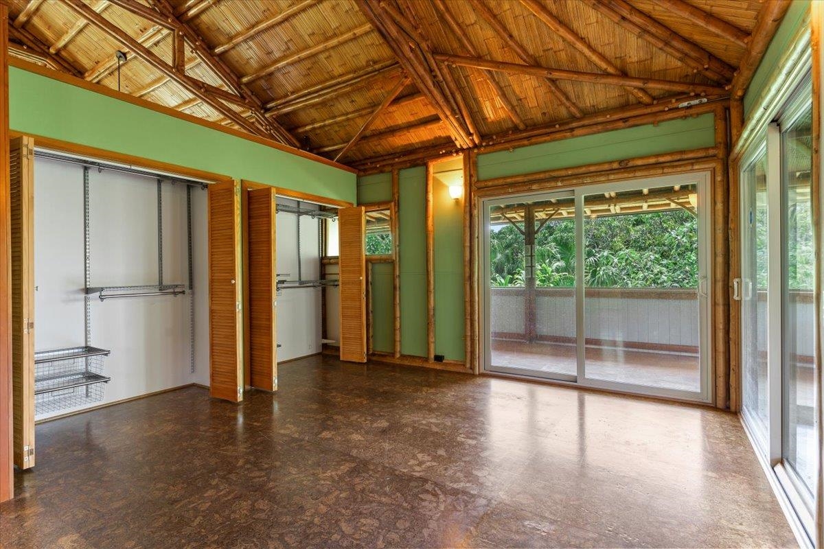 590 East Kuiaha Road Haiku, HI 96708 - Photo 16 of 42 a view of an empty room with a window