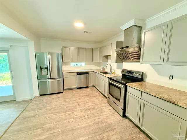 $295,000 | 3235 Bayou Drive, Pensacola, FL 32505