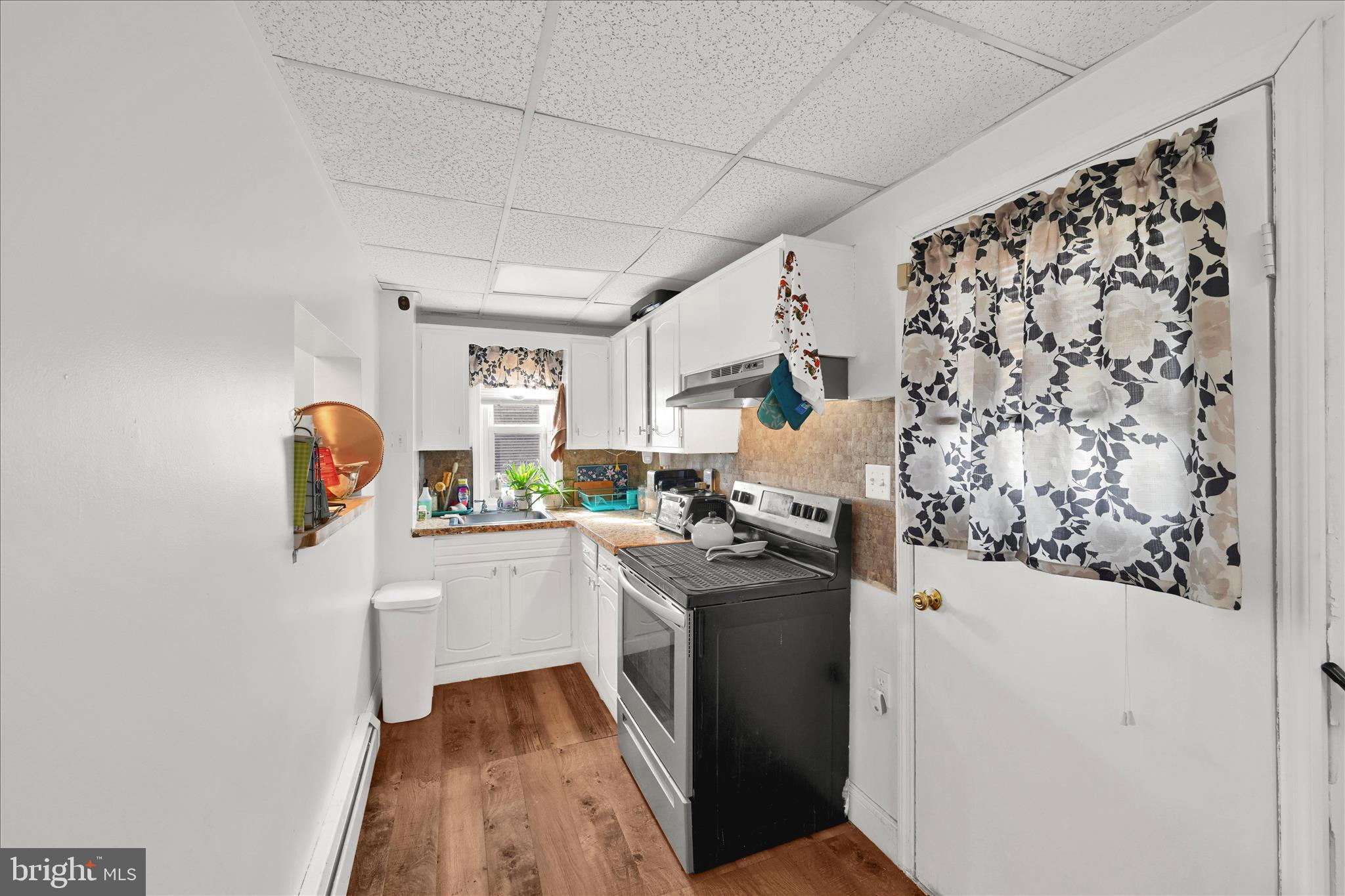 701 Pike Street Bethlehem, PA 18018 - Photo 13 of 28 Kitchen