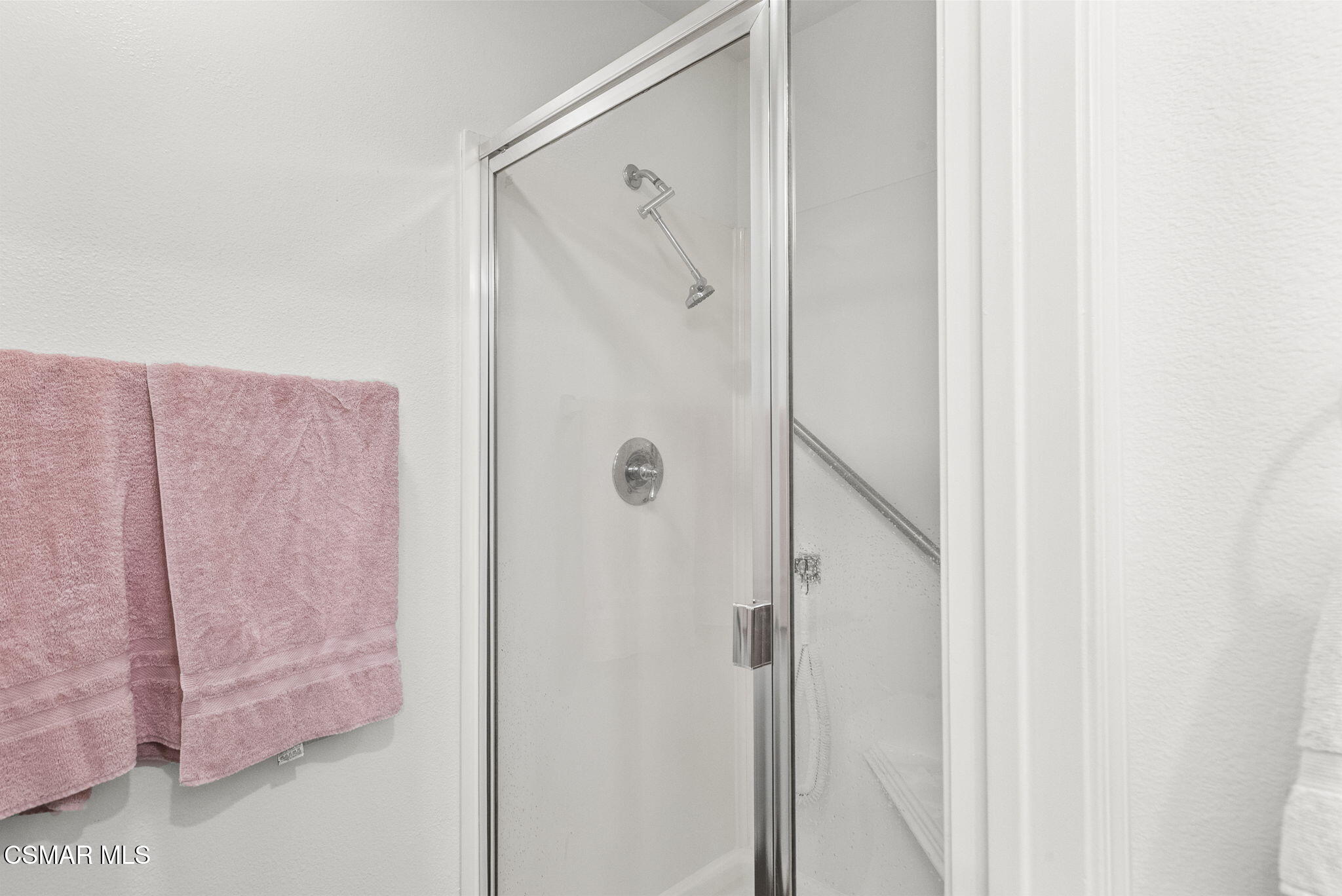 2046 Freesia Avenue Simi Valley, CA 93063 - Photo 10 of 33 a bathroom with a shower