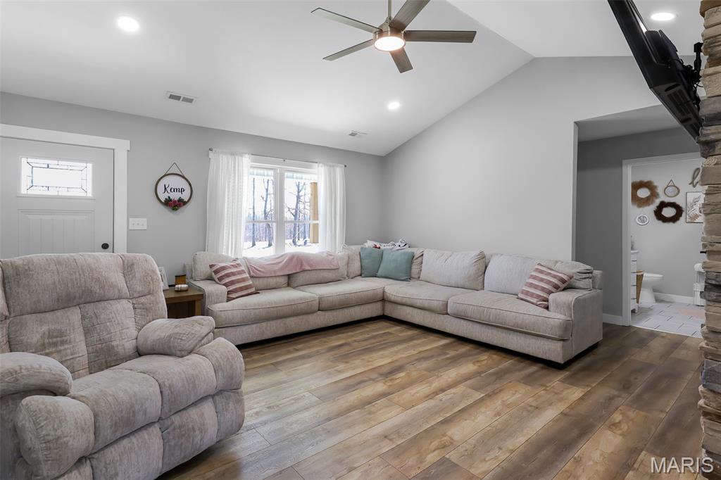 2101 Madison 9236 Fredericktown, MO 63645 - Photo 8 of 41