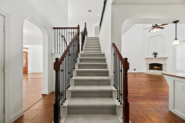 $569,900 | 9210 Cold Hollow Lane, Missouri City, TX 77459