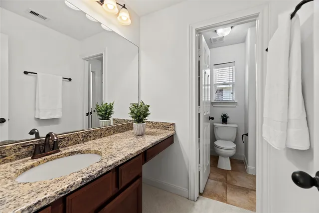 $569,900 | 9210 Cold Hollow Lane, Missouri City, TX 77459