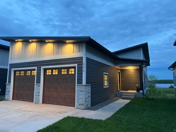 $819,900 | 8620 Maynard Place, Duluth, MN 55808