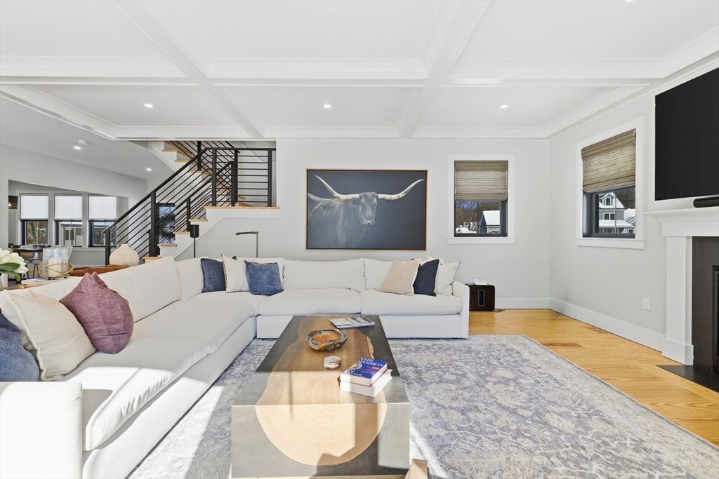 6 Litchfields Way Walpole, MA 02081 - Photo 13 of 42