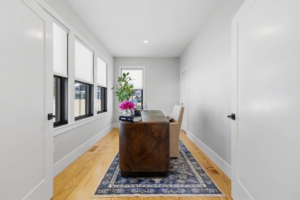 6 Litchfields Way Walpole, MA 02081 - Photo 17 of 42