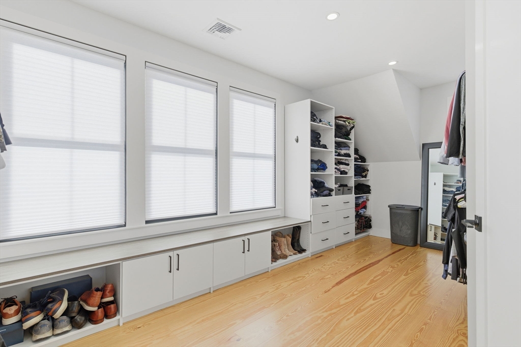 6 Litchfields Way Walpole, MA 02081 - Photo 22 of 42