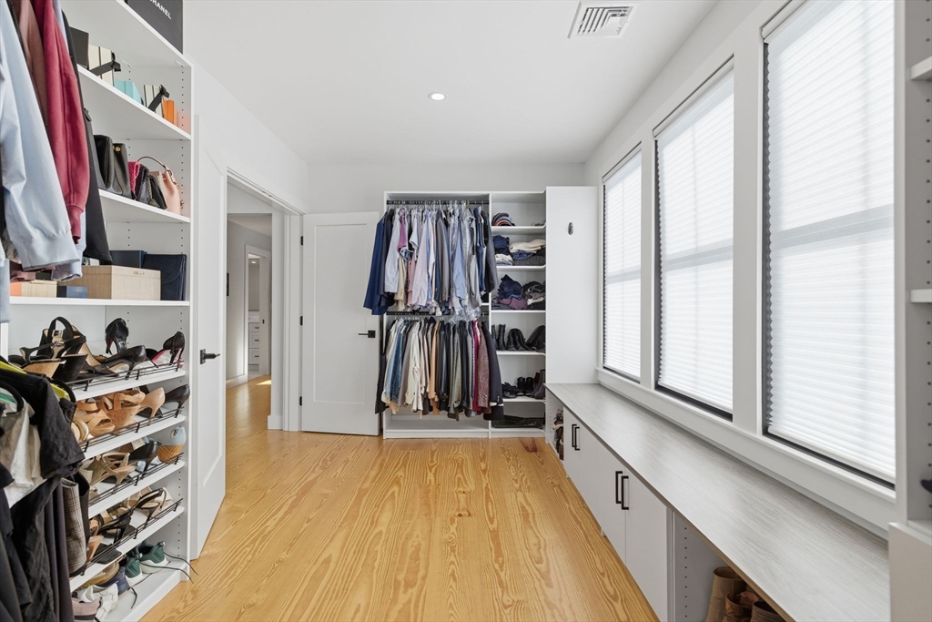 6 Litchfields Way Walpole, MA 02081 - Photo 23 of 42