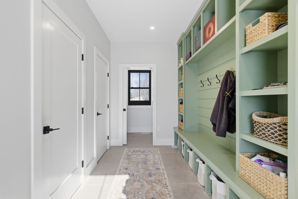 6 Litchfields Way Walpole, MA 02081 - Photo 34 of 42