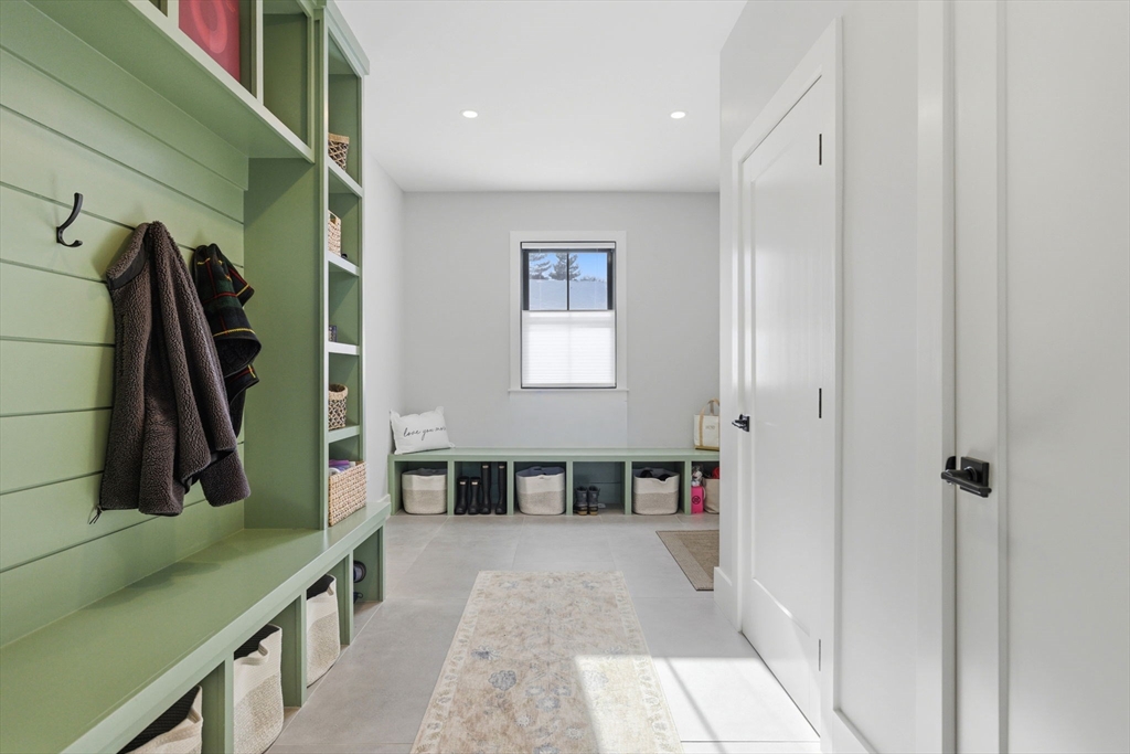 6 Litchfields Way Walpole, MA 02081 - Photo 36 of 42