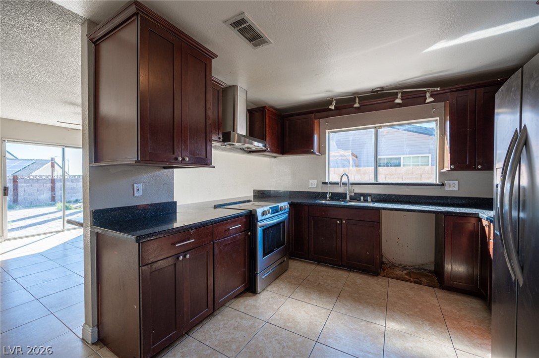 333 Huntly Road Las Vegas, NV 89145 - Photo 18 of 38