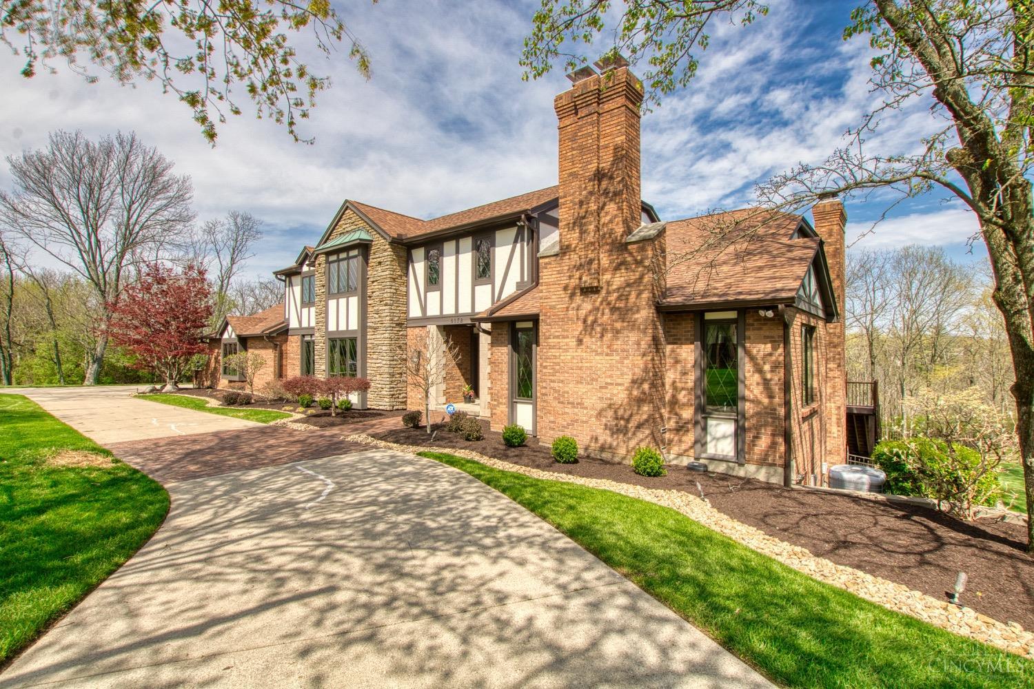 6172 West Fork Road Cincinnati, OH 45247 - Photo 3 of 49 Gallery Image 3