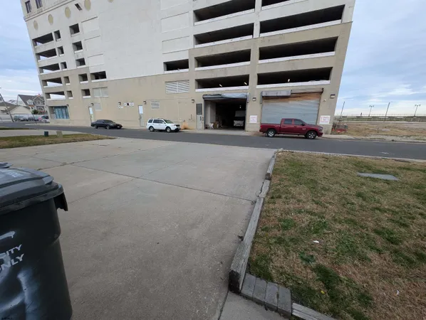 $475,000 | 25 North New Hampshire Avenue, Atlantic City, NJ 08401