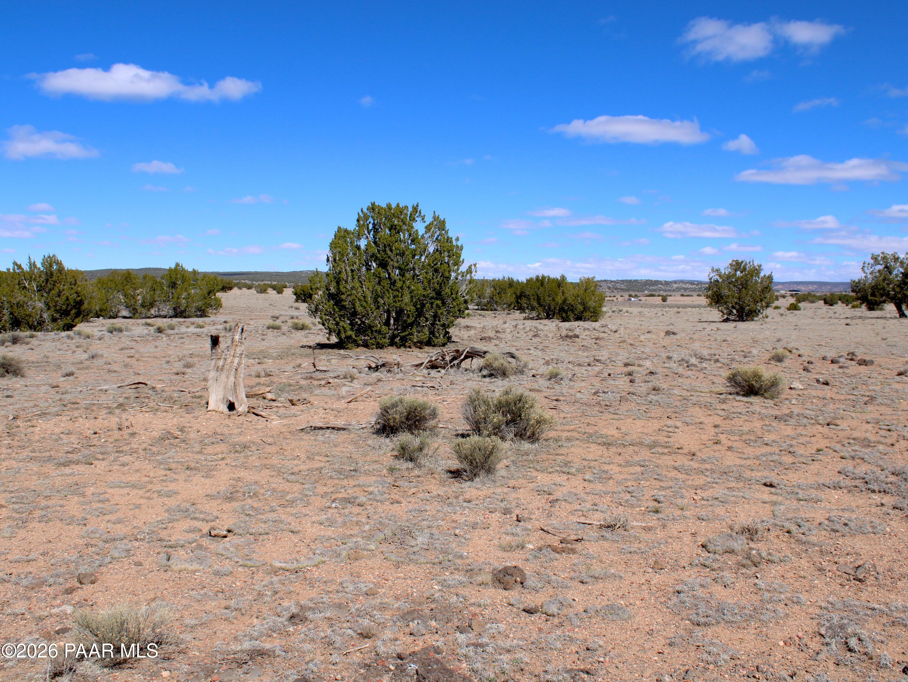 294 Crimson Hill Road Ash Fork, AZ 86320 - Photo 5 of 11 a view of beach and an ocean