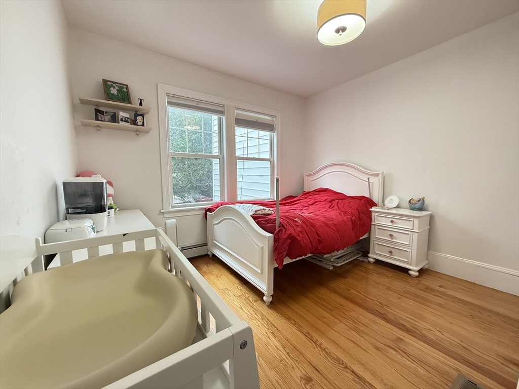 132 Middlesex Road, Unit 1 Chestnut Hill, MA 02467 - Photo 8 of 10