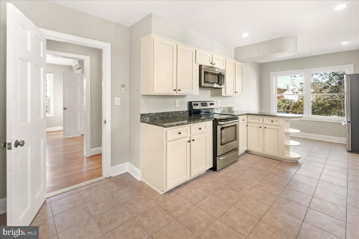 26618 Ridge Road Damascus, MD 20872 - Photo 19 of 65 View of Kitchen from Dining Room