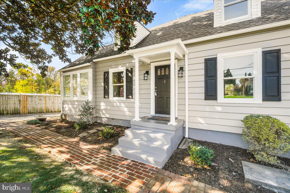 26618 Ridge Road Damascus, MD 20872 - Photo 3 of 65 Charming curb appeal
